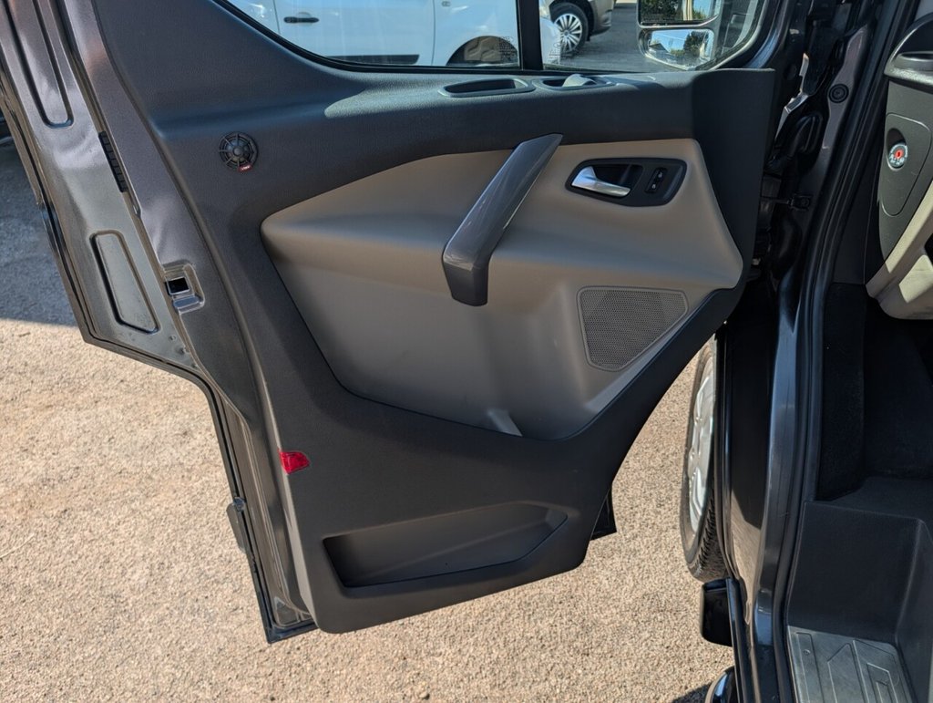 Used Ford Transit Custom 2017 for sale - 78172392: Photo 20