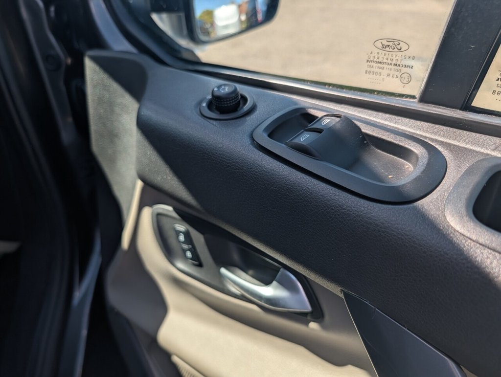 Used Ford Transit Custom 2017 for sale - 78172392: Photo 35