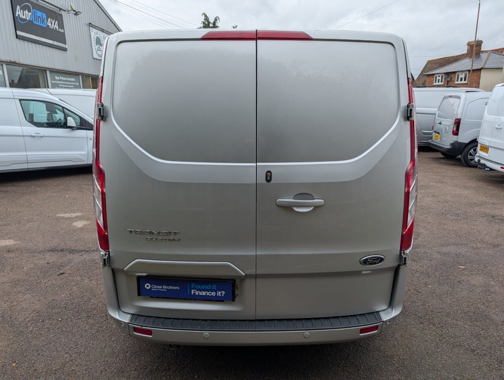 Used Ford Transit Custom 2017 for sale - 77680770: Photo 12