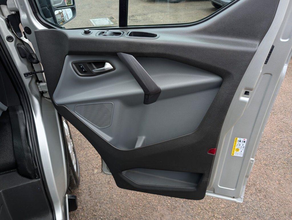 Used Ford Transit Custom 2017 for sale - 77680770: Photo 15