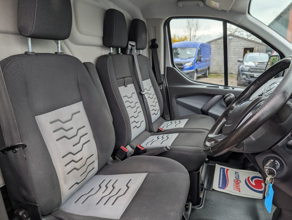 Used Ford Transit Custom 2017 for sale - 77680770: Photo 17