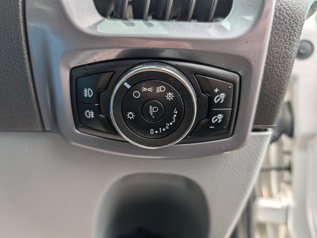 Used Ford Transit Custom 2017 for sale - 77680770: Photo 29