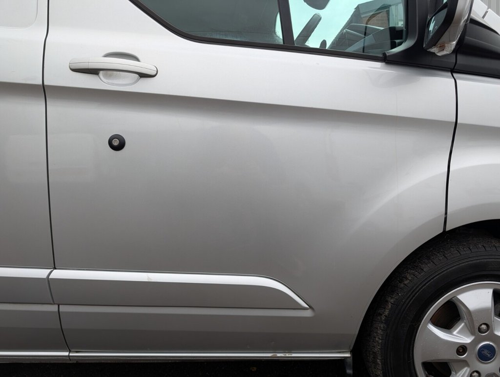 Used Ford Transit Custom 2017 for sale - 77680770: Photo 40