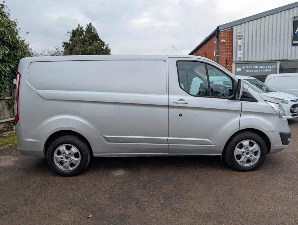 Used Ford Transit Custom 2017 for sale - 77680770: Photo 9