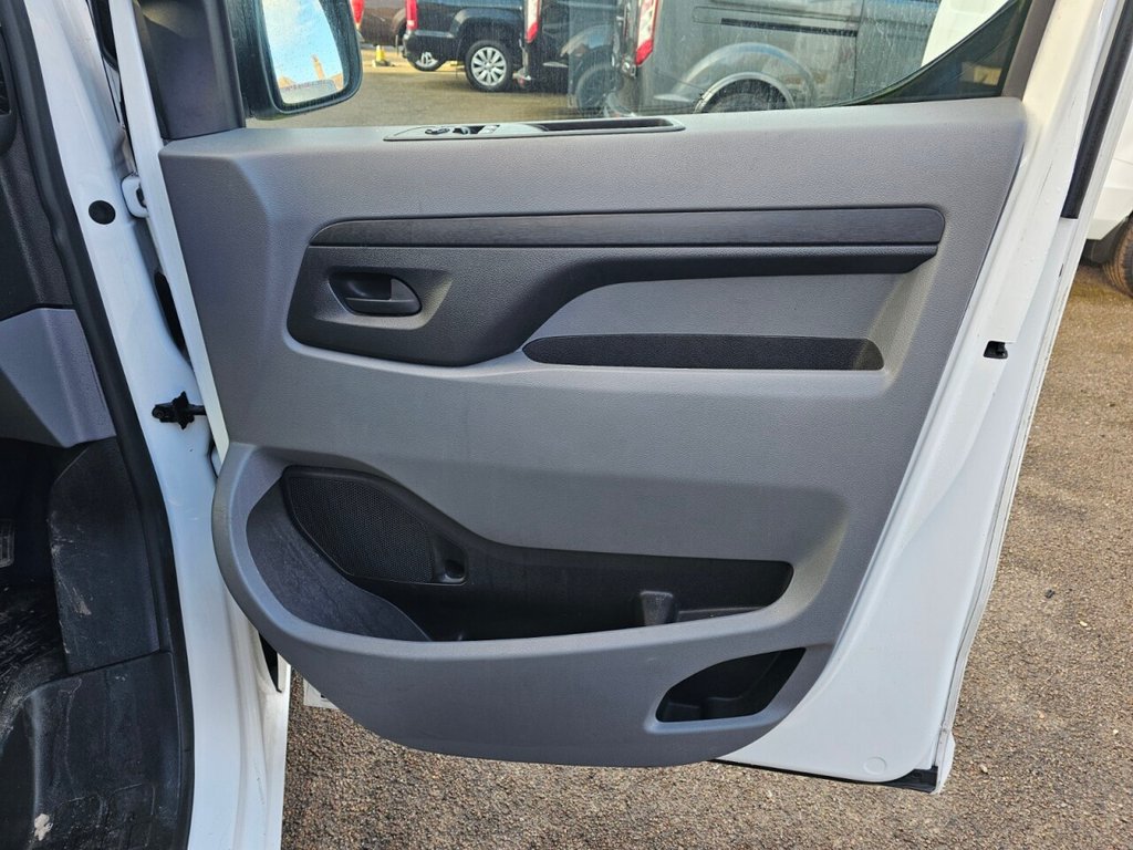 Used Vauxhall Vivaro 2020 for sale - 77018133: Photo 14