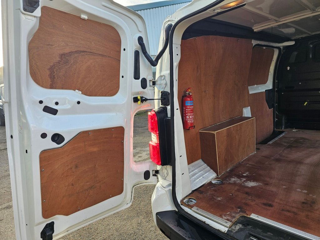 Used Vauxhall Vivaro 2020 for sale - 77018133: Photo 20