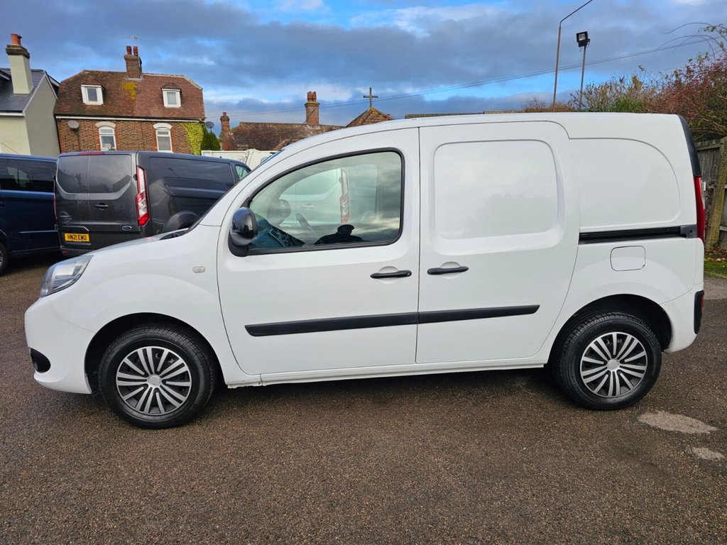 Used Renault Kangoo 2017 for sale - 76787671: Photo 15