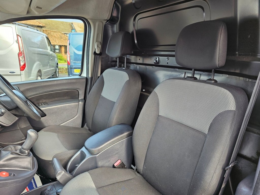 Used Renault Kangoo 2017 for sale - 76787671: Photo 21