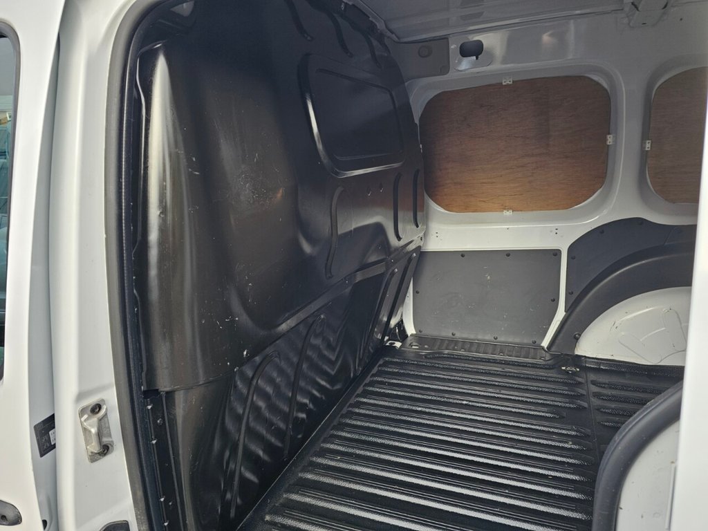 Used Renault Kangoo 2017 for sale - 76787671: Photo 27