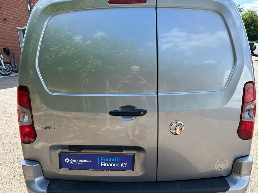 Used Vauxhall Combo 2019 for sale - 76787663: Photo 25