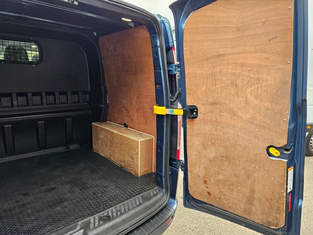 Used Ford Transit Custom 2020 for sale - 76787668: Photo 32