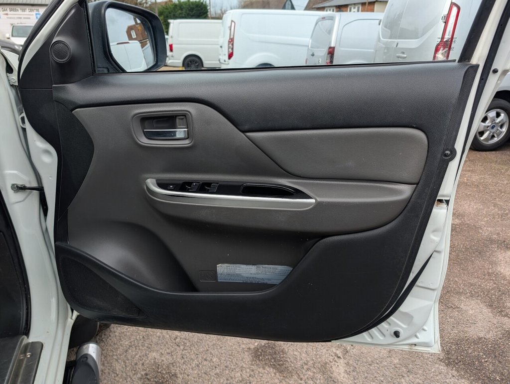 Used Mitsubishi L200 2015 for sale - 77891252: Photo 15