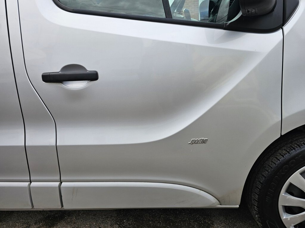 Used Vauxhall Vivaro 2017 for sale - 76787666: Photo 42