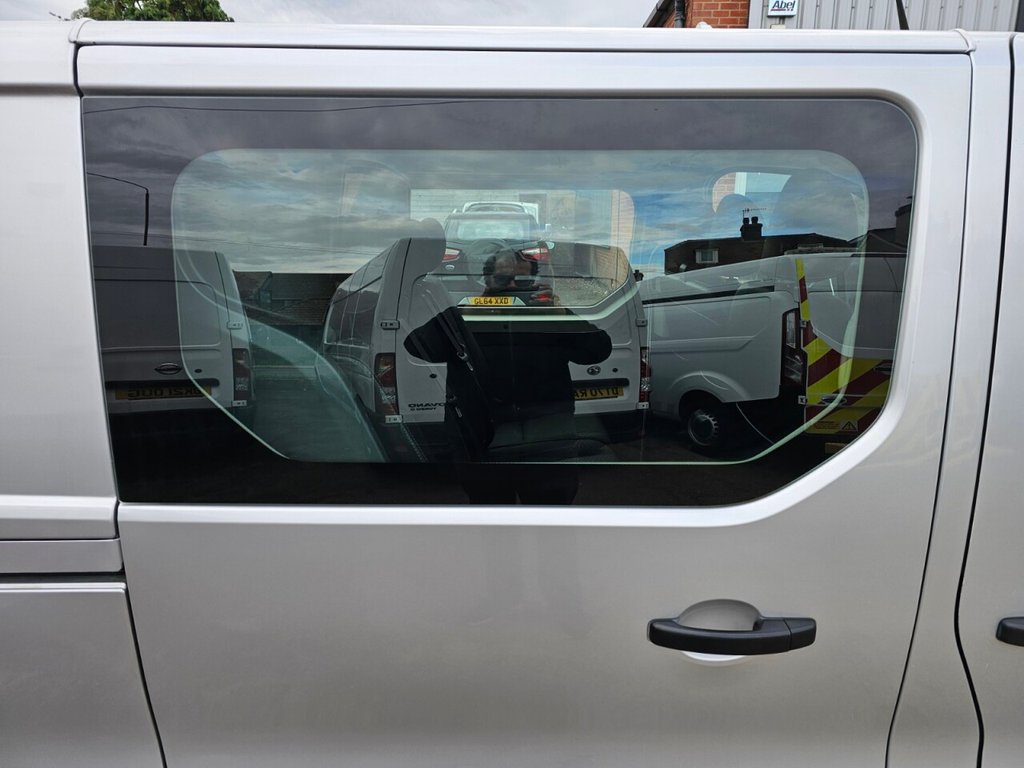 Used Vauxhall Vivaro 2017 for sale - 76787666: Photo 43