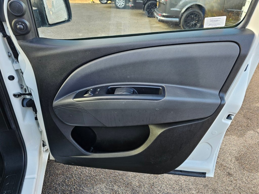 Used Fiat Doblo 2018 for sale - 77018132: Photo 16