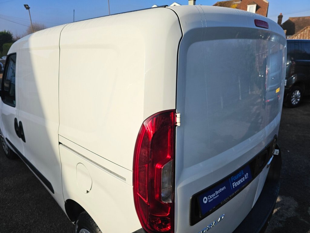 Used Fiat Doblo 2018 for sale - 77018132: Photo 42