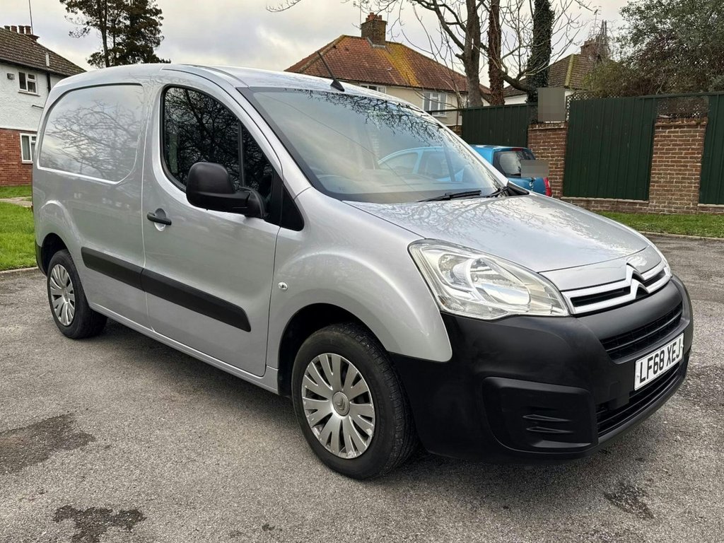 Used Citroen Berlingo 2018 for sale - 77313441: Photo 2