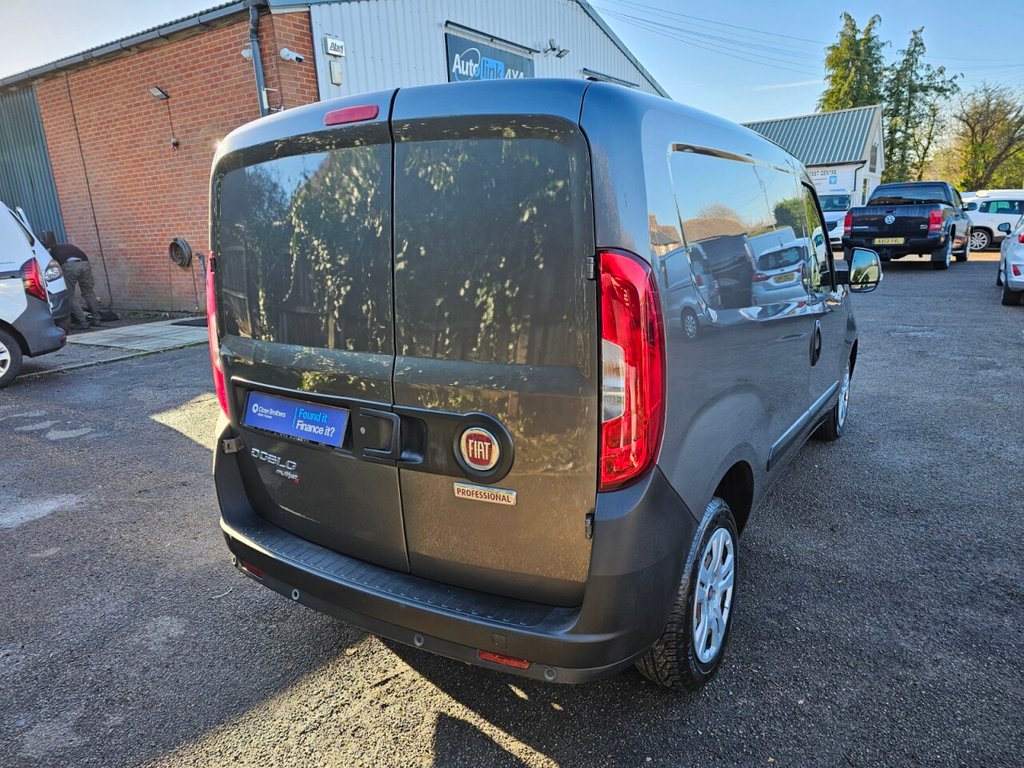 Used Fiat Doblo 2017 for sale - 77212725: Photo 11