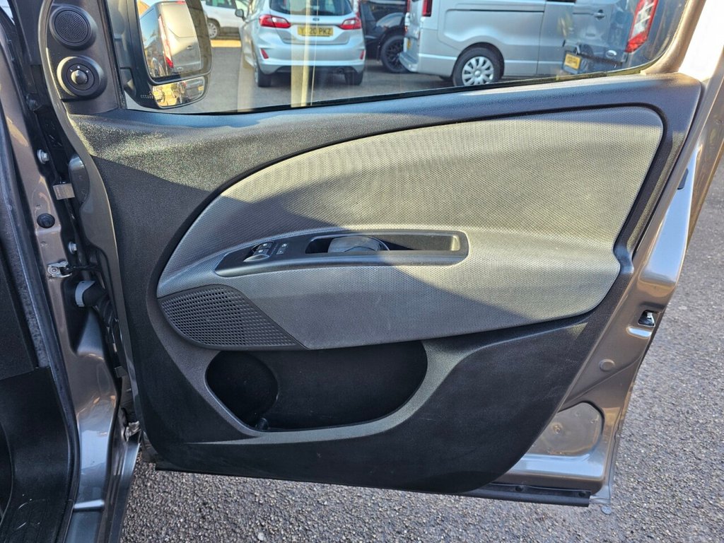 Used Fiat Doblo 2017 for sale - 77212725: Photo 16