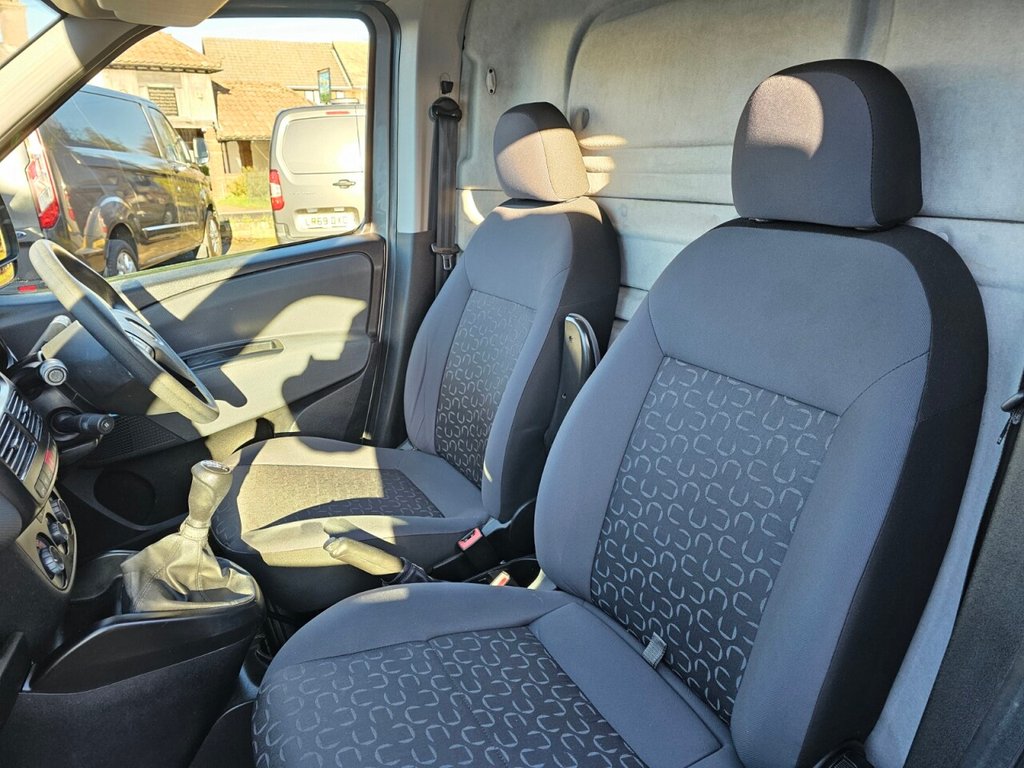 Used Fiat Doblo 2017 for sale - 77212725: Photo 28