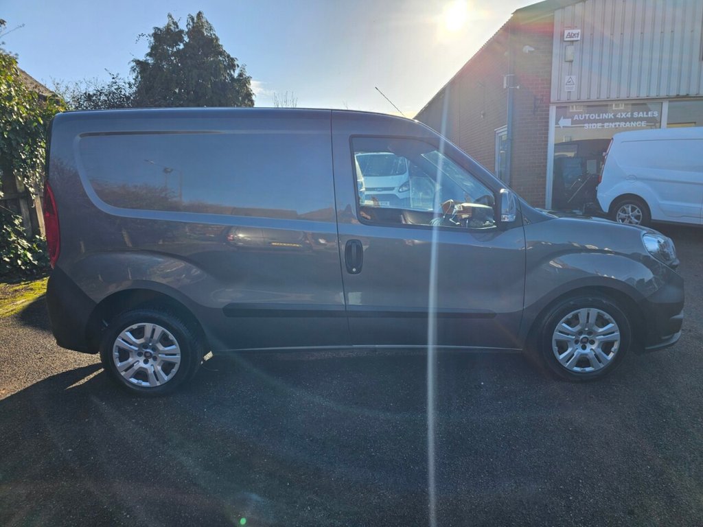 Used Fiat Doblo 2017 for sale - 77212725: Photo 9