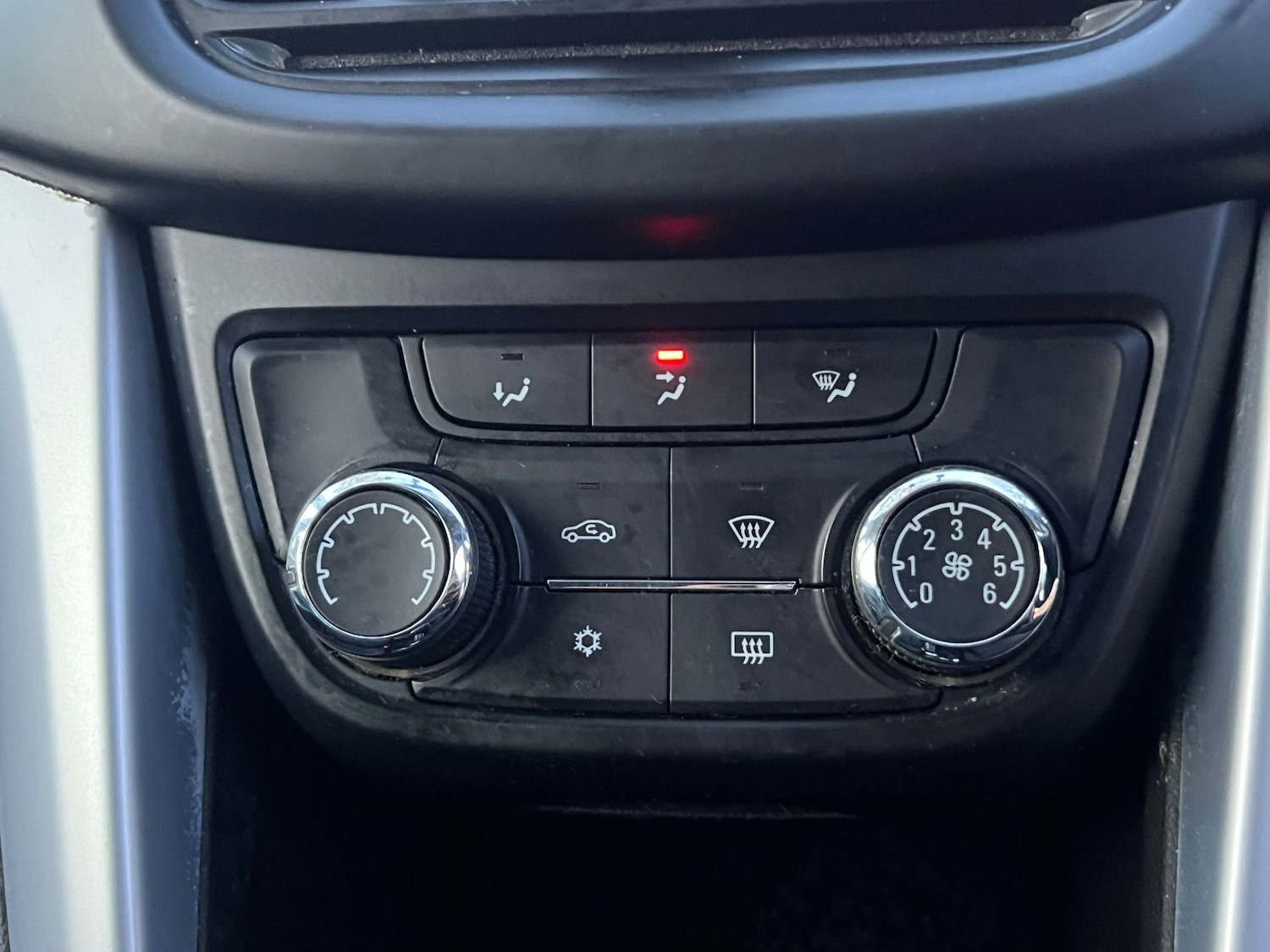 Used Vauxhall Zafira 2016 for sale - 76380355: Photo 9