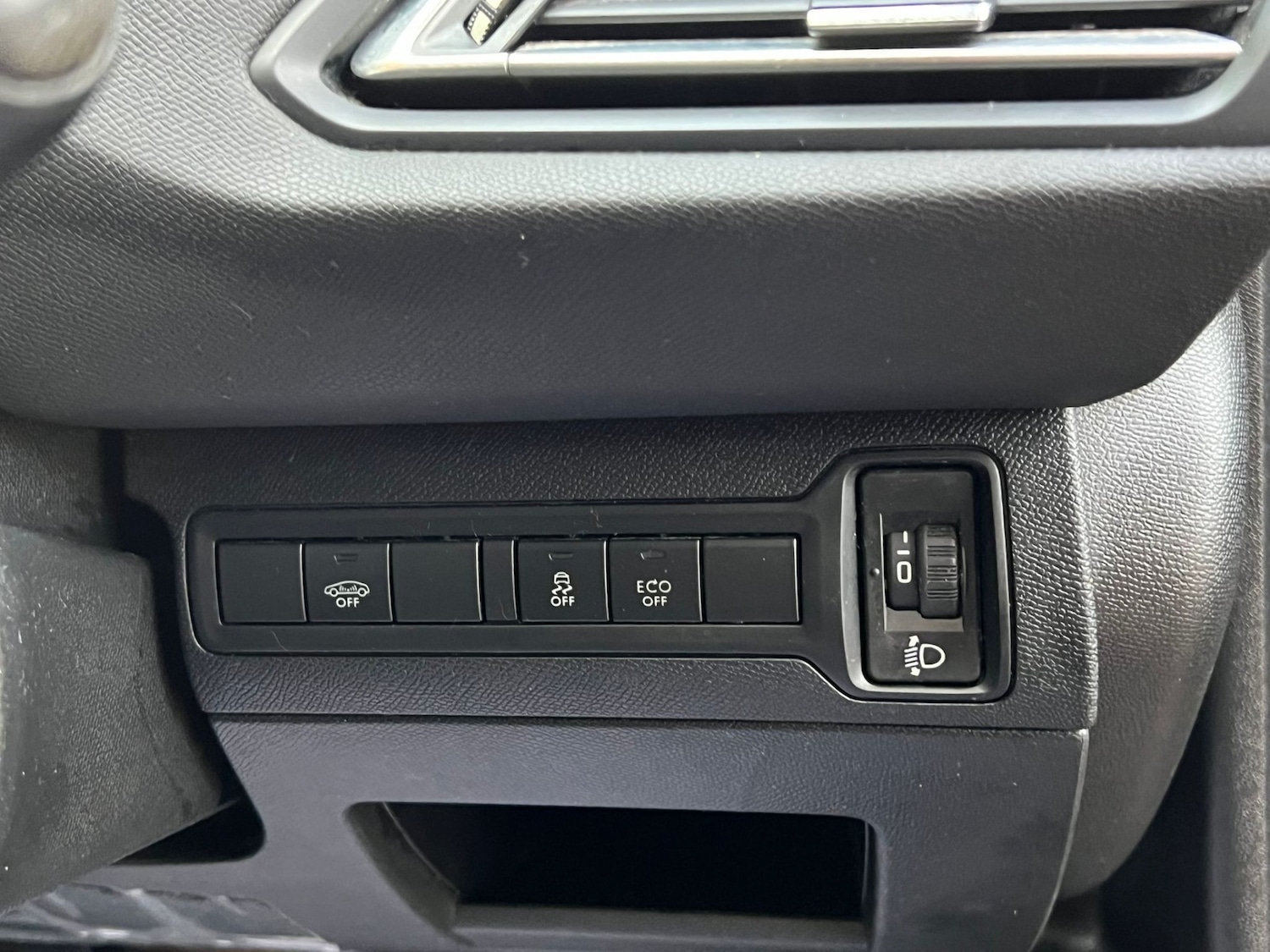 Used Peugeot 308 2017 for sale - 76358269: Photo 11