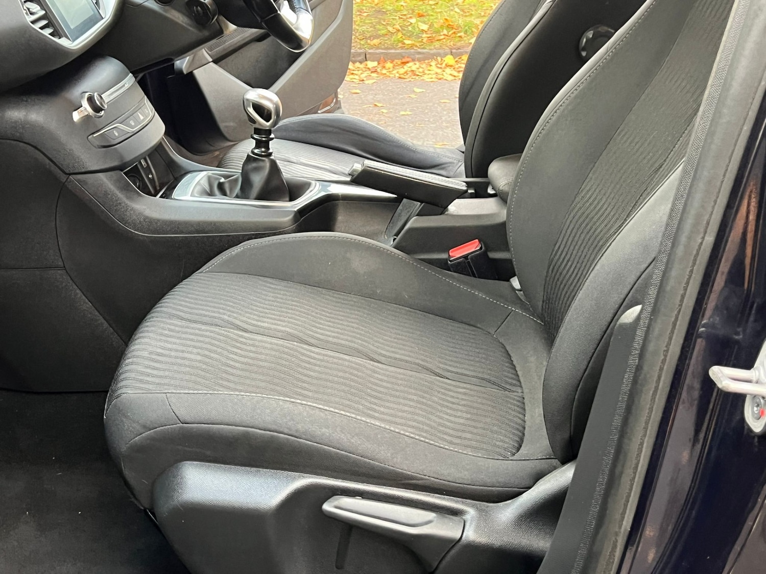Used Peugeot 308 2017 for sale - 76358269: Photo 15