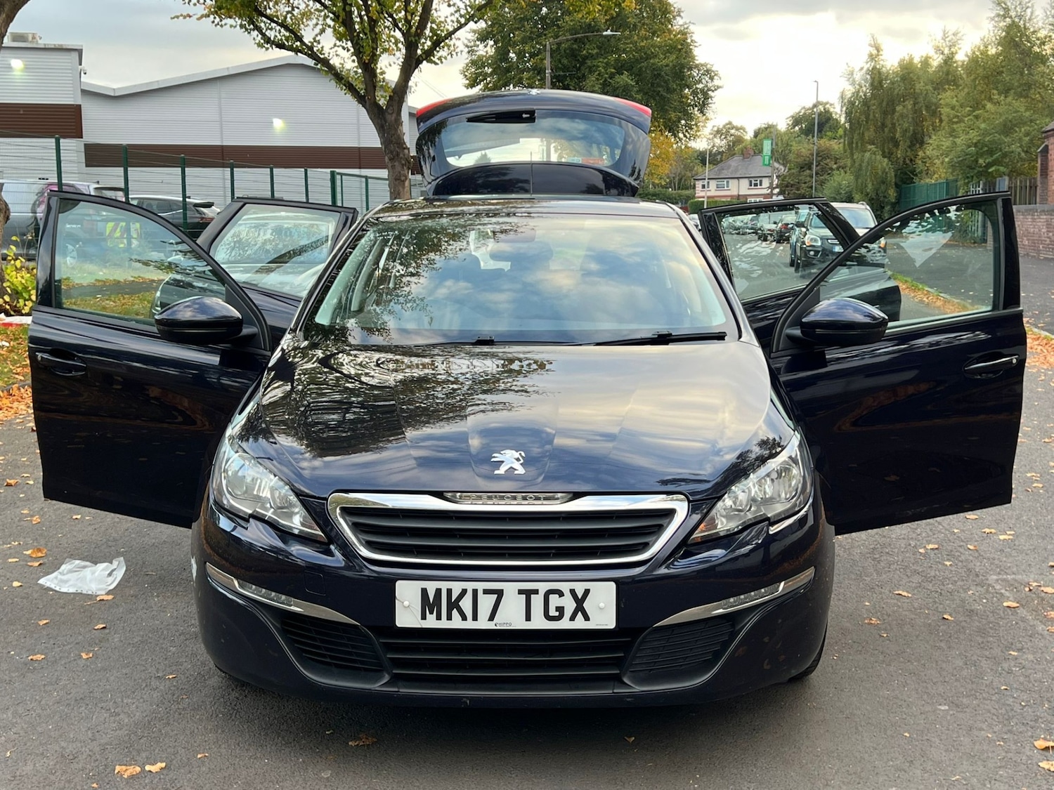 Used Peugeot 308 2017 for sale - 76358269: Photo 2