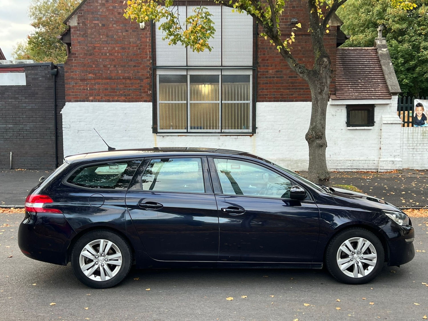 Used Peugeot 308 2017 for sale - 76358269: Photo 24