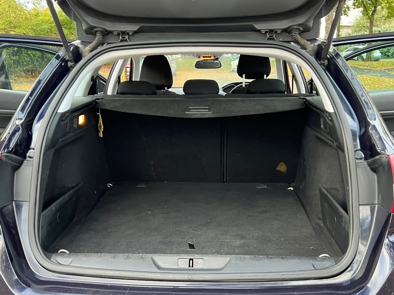 Used Peugeot 308 2017 for sale - 76358269: Photo 7