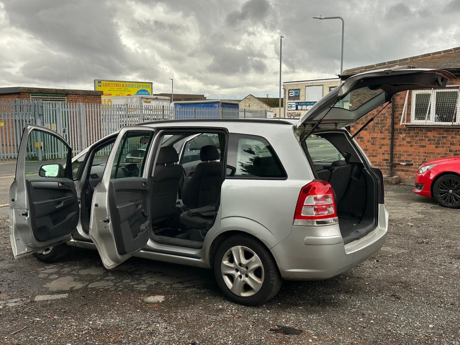 Used Vauxhall Zafira 2012 for sale - 76358392: Photo 26