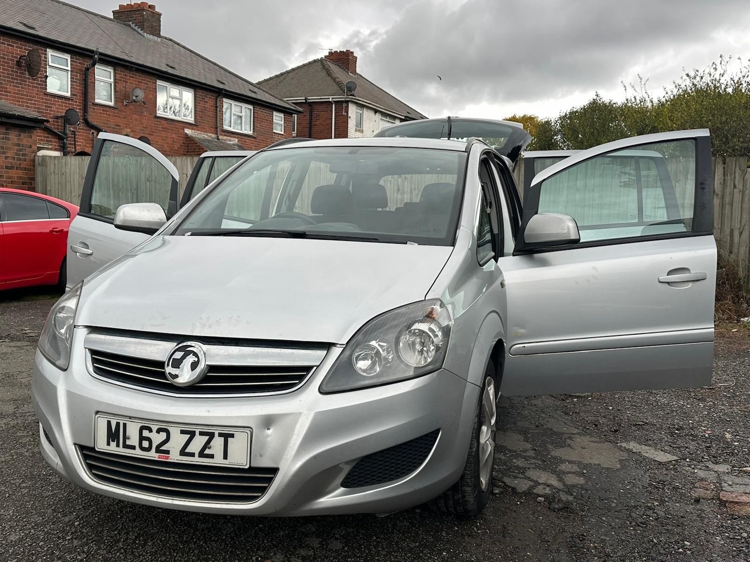 Used Vauxhall Zafira 2012 for sale - 76358392: Photo 3