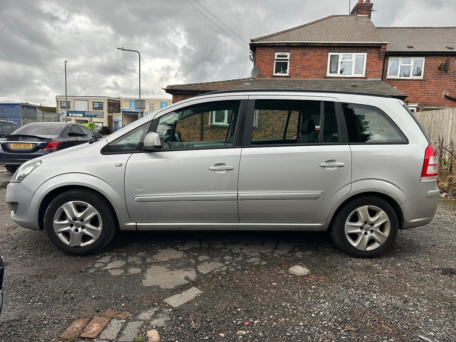 Used Vauxhall Zafira 2012 for sale - 76358392: Photo 4