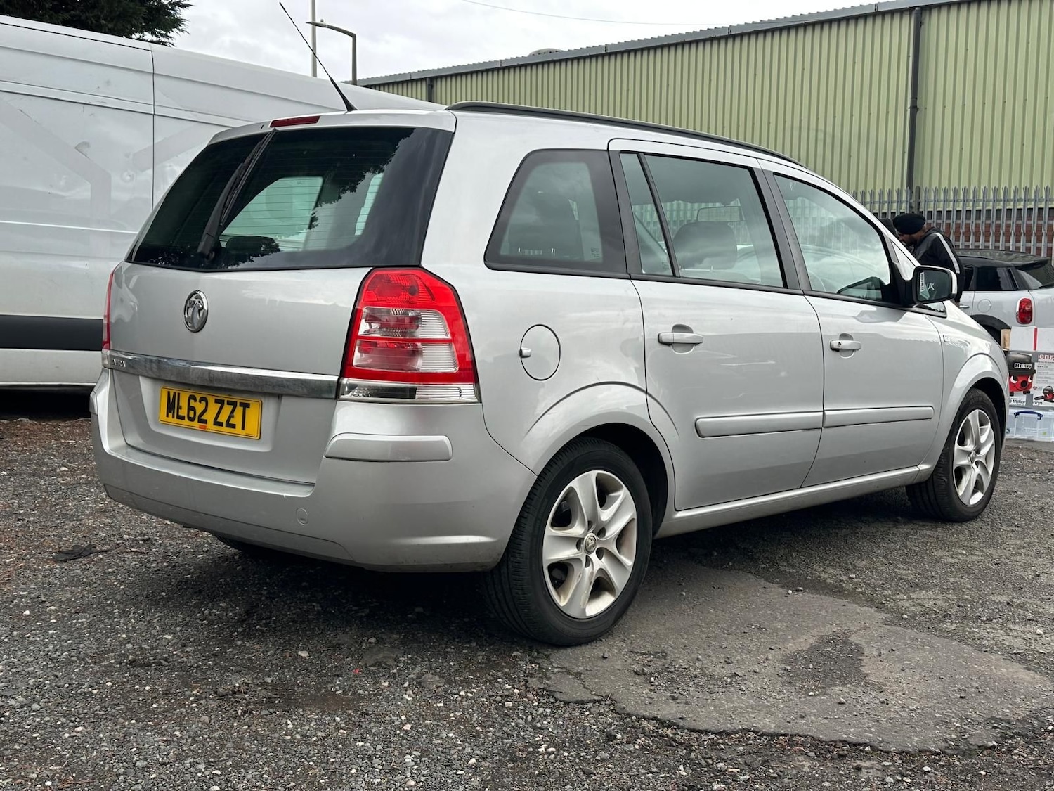 Used Vauxhall Zafira 2012 for sale - 76358392: Photo 5