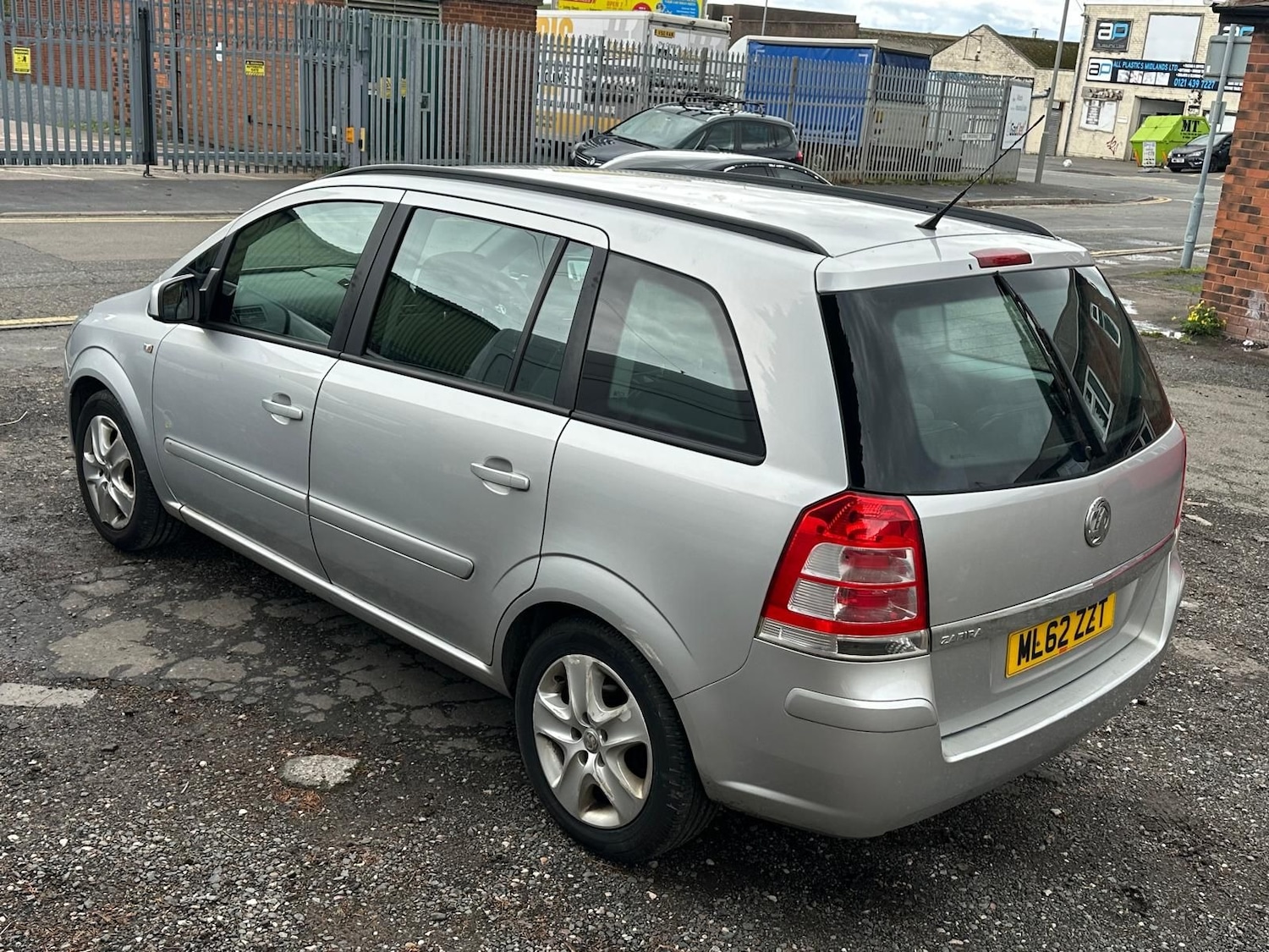Used Vauxhall Zafira 2012 for sale - 76358392: Photo 8