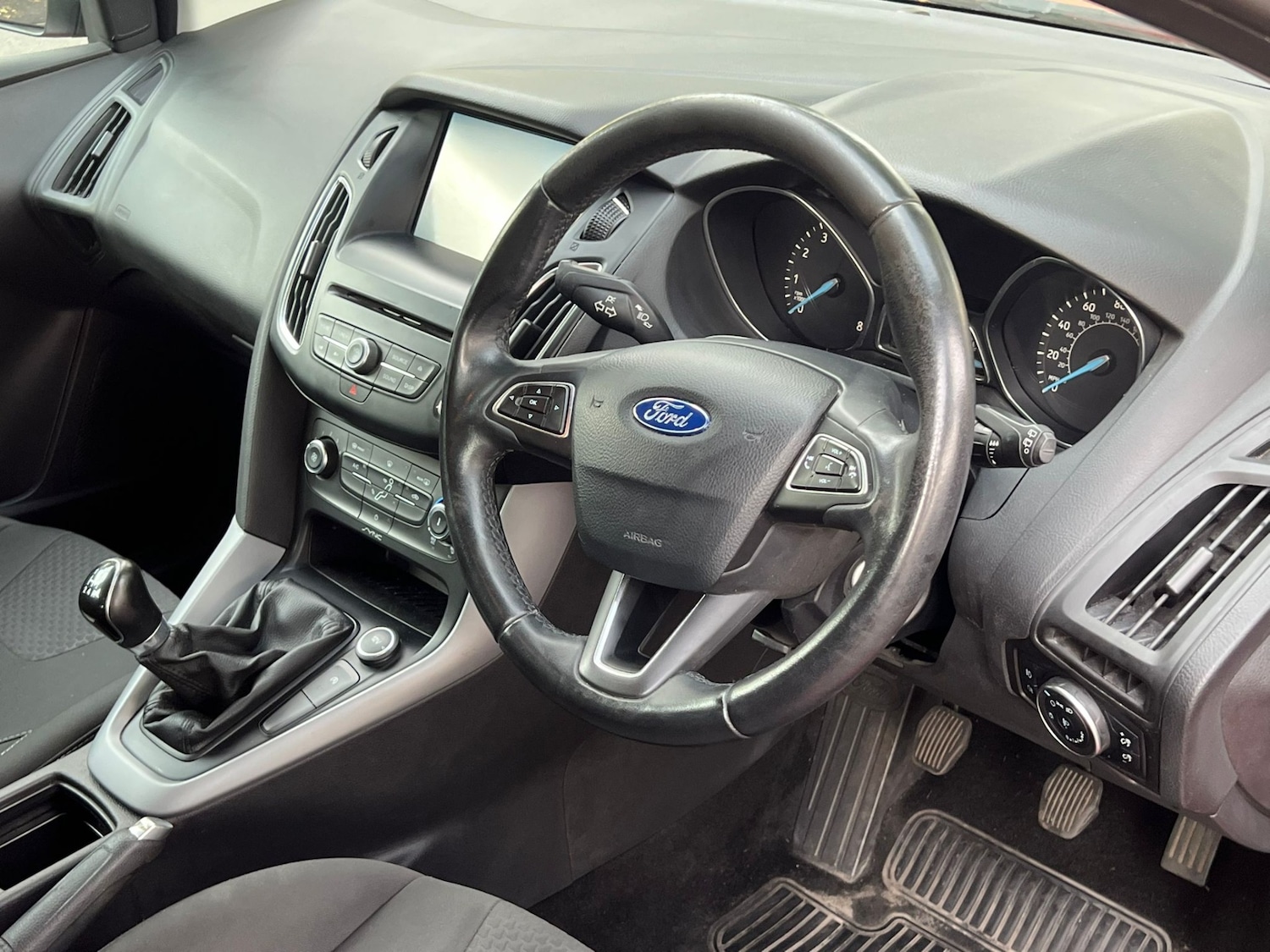 Used Ford Focus 2015 for sale - 76375447: Photo 15