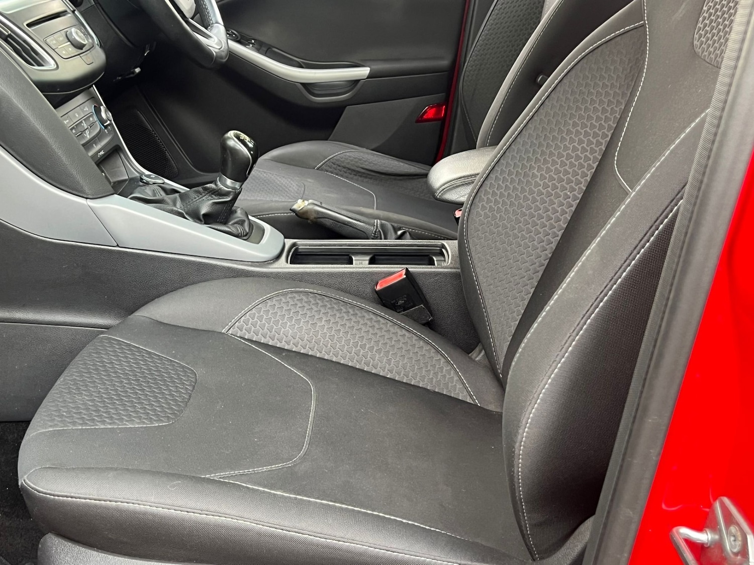 Used Ford Focus 2015 for sale - 76375447: Photo 22