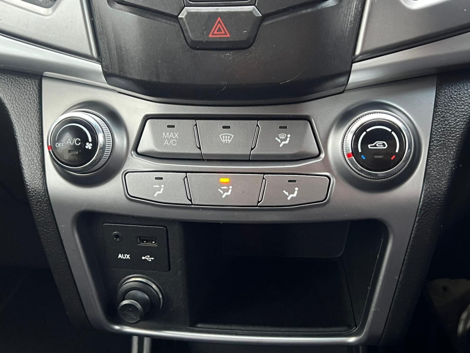 Used Ssangyong Korando 2014 for sale - 76364879: Photo 9