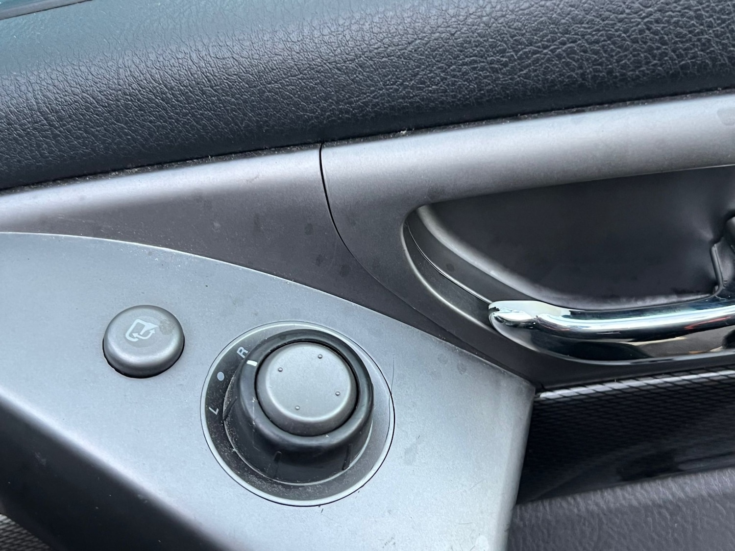 Used Ssangyong Turismo 2014 for sale - 76358413: Photo 12