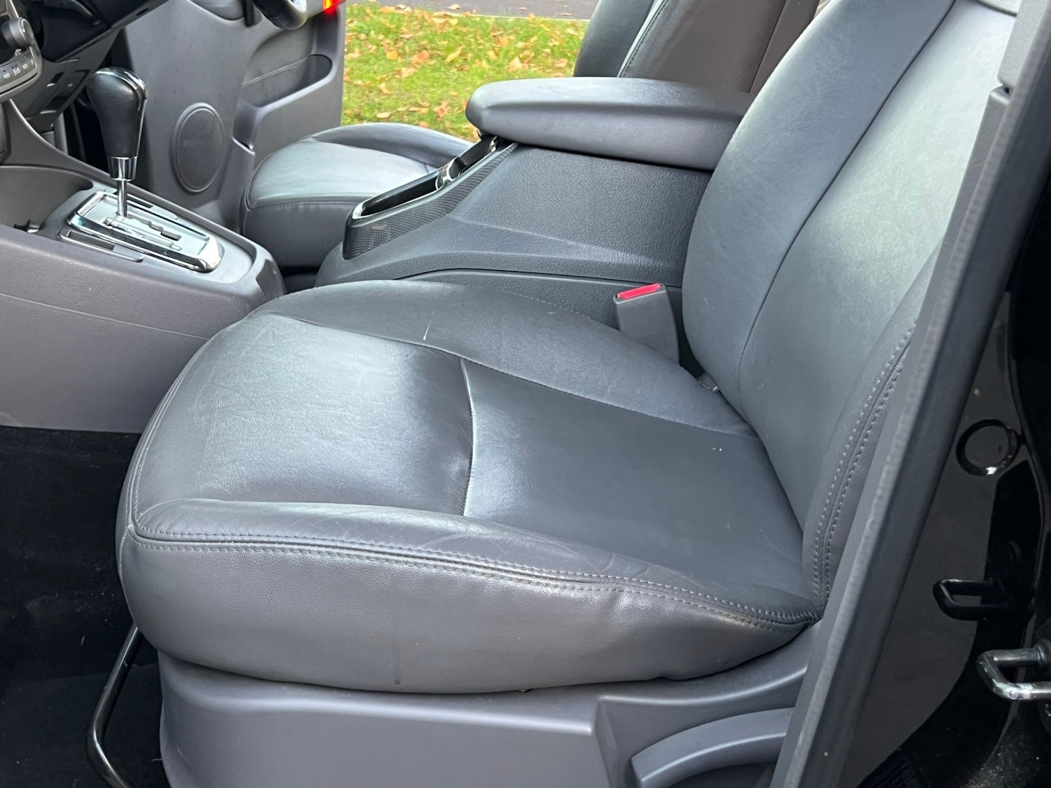 Used Ssangyong Turismo 2014 for sale - 76358413: Photo 19