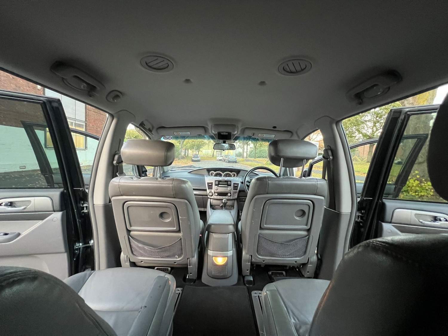 Used Ssangyong Turismo 2014 for sale - 76358413: Photo 23