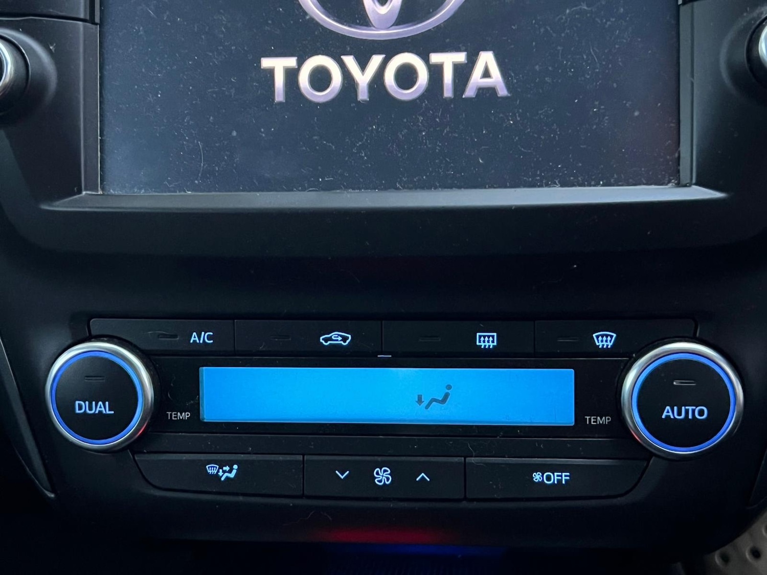 Used Toyota Avensis 2017 for sale - 76366775: Photo 16