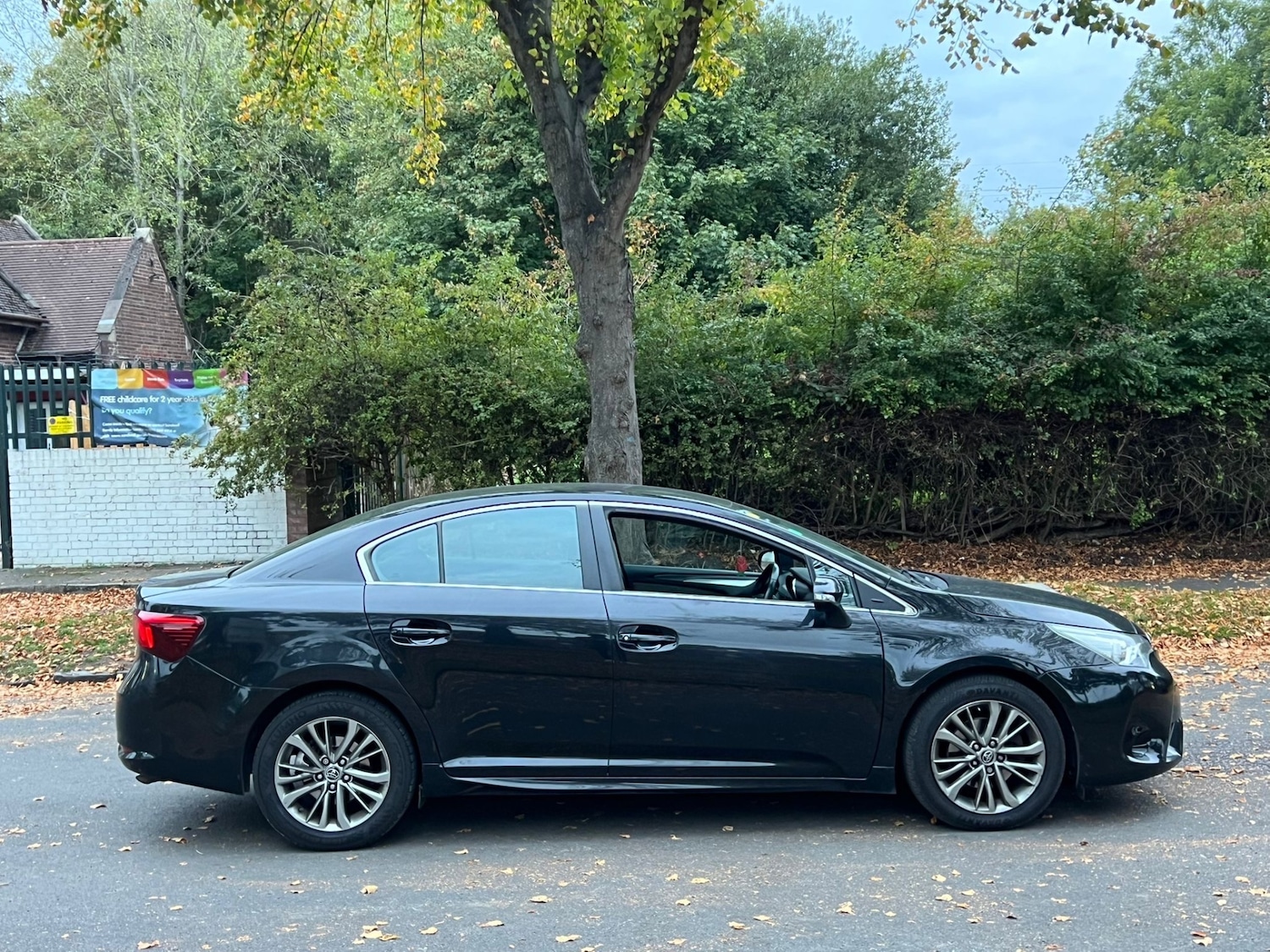 Used Toyota Avensis 2017 for sale - 76366775: Photo 32