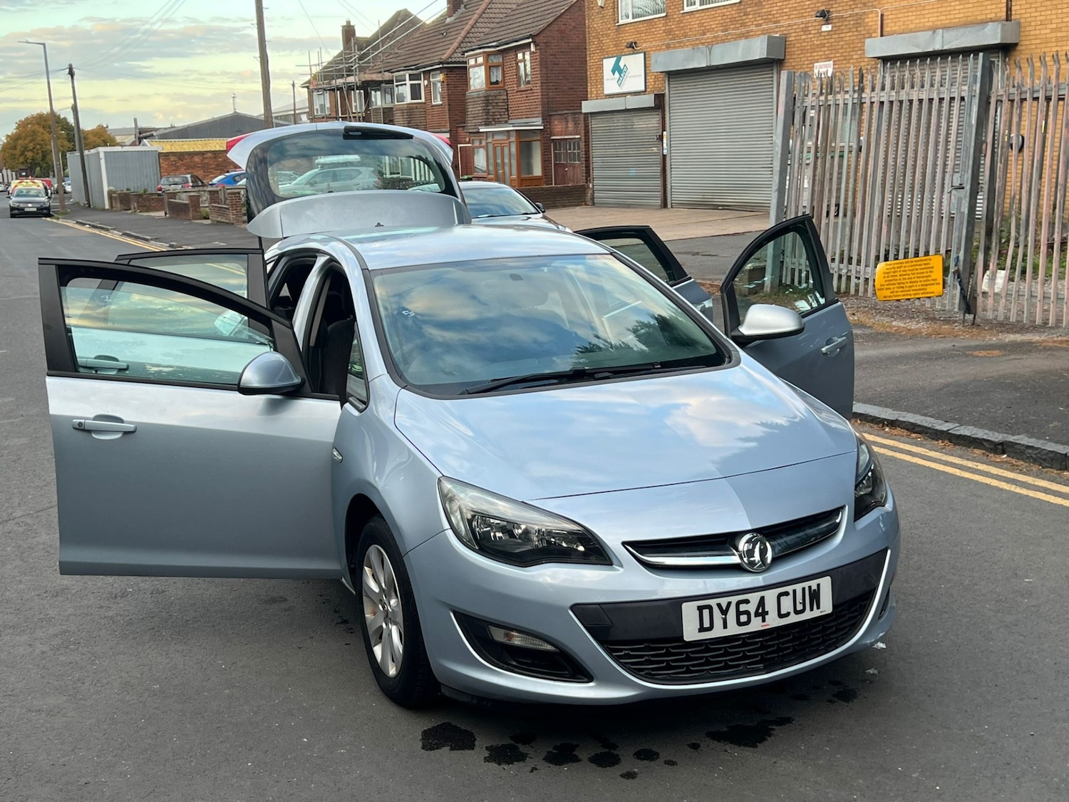 Used Vauxhall Astra 2014 for sale - 76375439: Photo 1