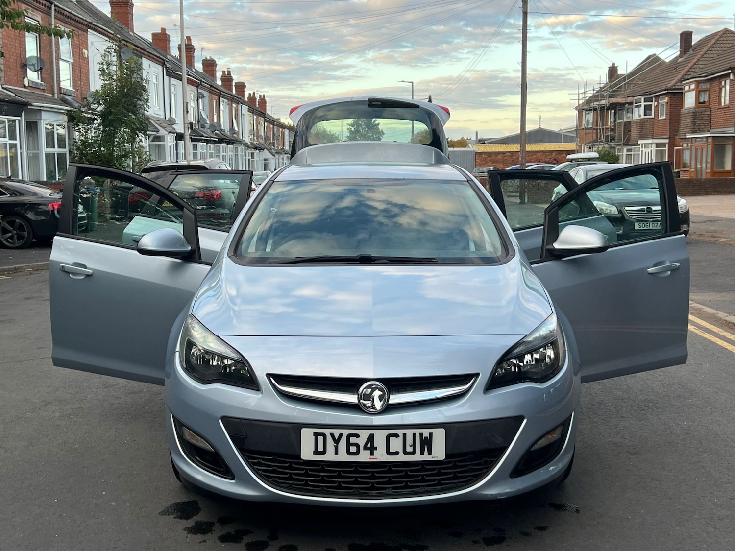 Used Vauxhall Astra 2014 for sale - 76375439: Photo 2