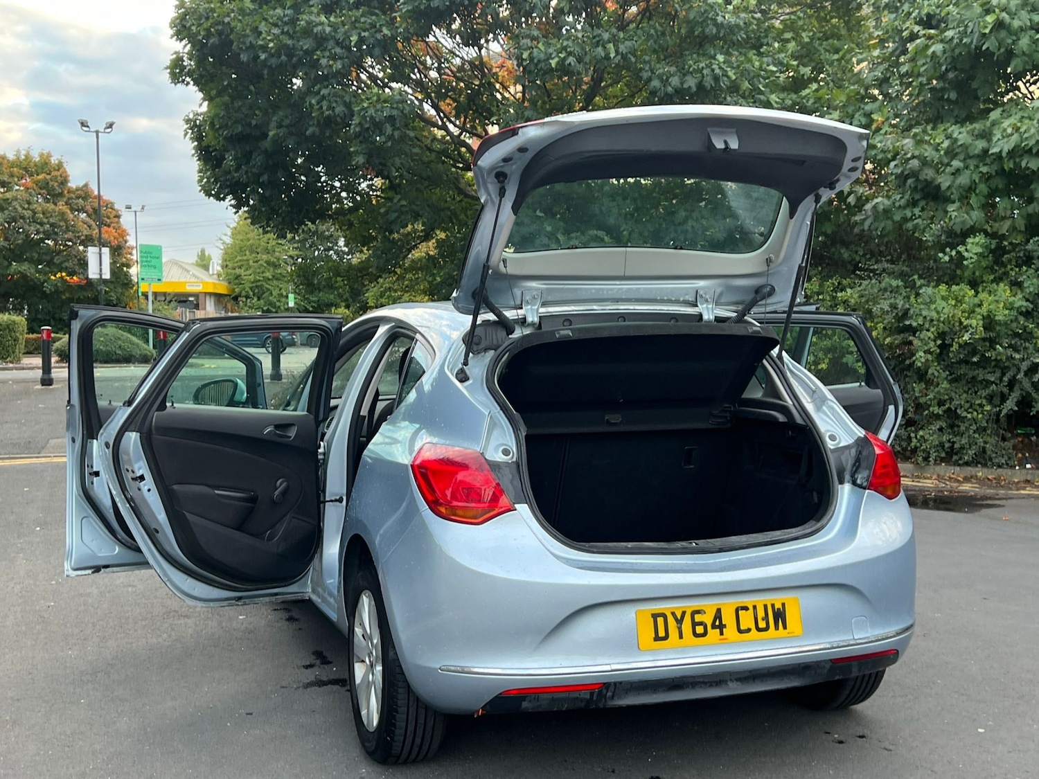 Used Vauxhall Astra 2014 for sale - 76375439: Photo 4