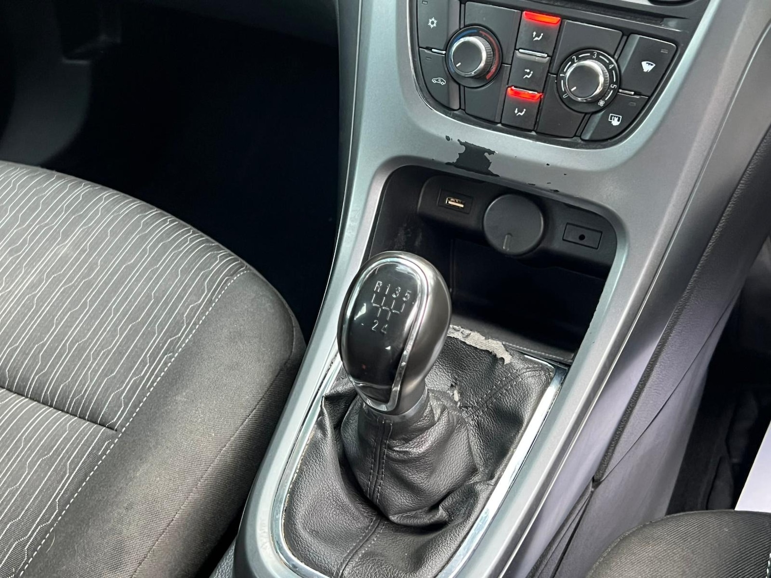Used Vauxhall Astra 2014 for sale - 76375439: Photo 9