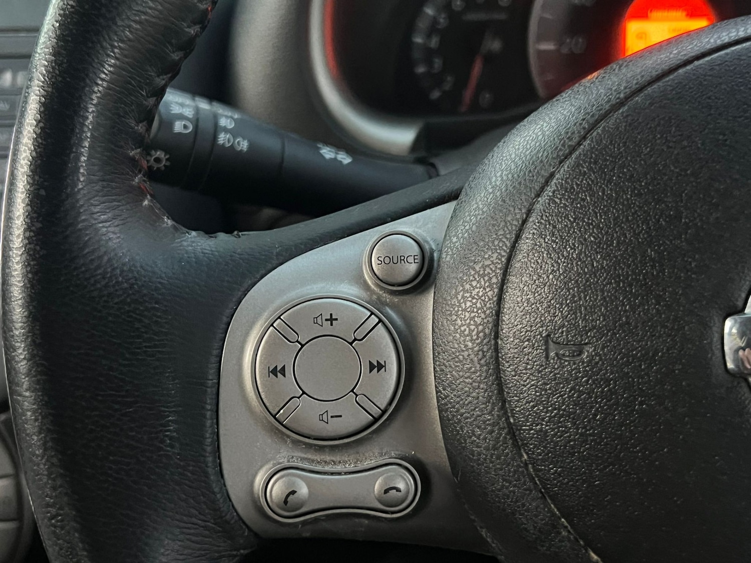 Used Nissan Micra 2011 for sale - 76371769: Photo 12