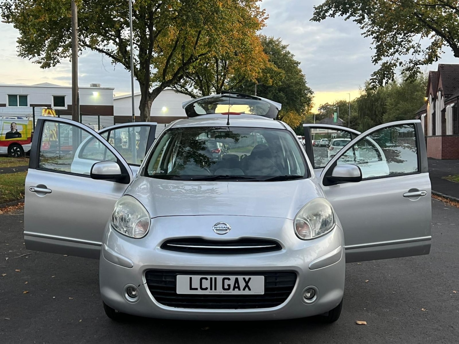 Used Nissan Micra 2011 for sale - 76371769: Photo 2